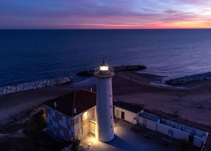 Lägenhet Bright With Balcony-beahost *