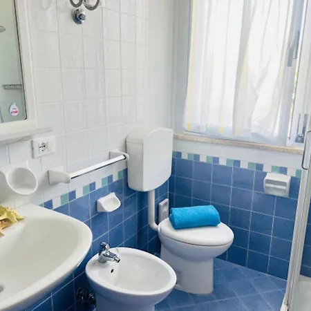 Bright With Balcony-beahost ביביונה