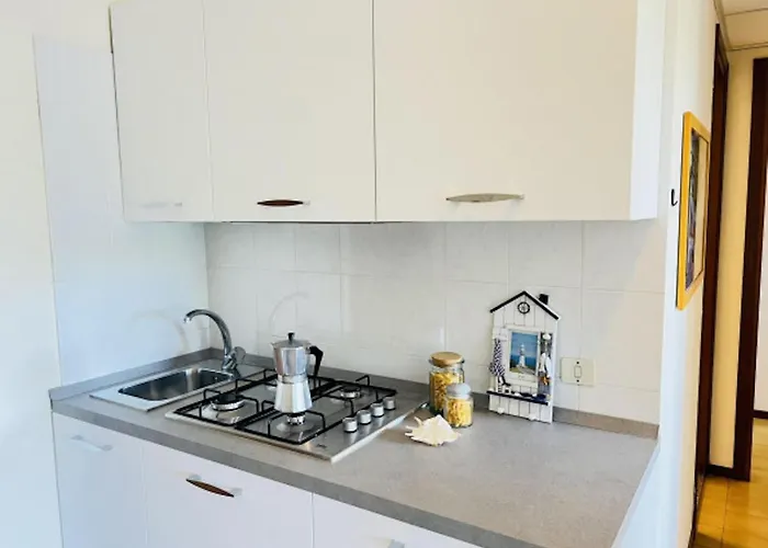 Bright With Balcony-beahost Διαμέρισμα